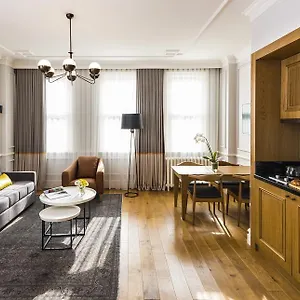 https://nevv-bosphorus-hotel-suites.istanbul-turkeyhotels.com